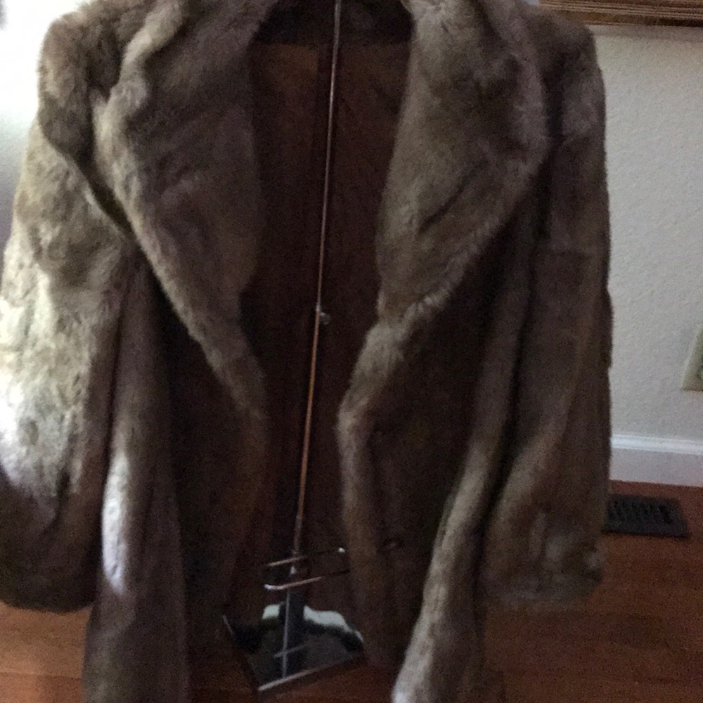 Coat - Picture 11 of 11
